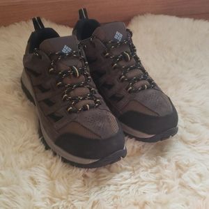 *NWOT* Columbia Crestwood Men's Trail Shoe